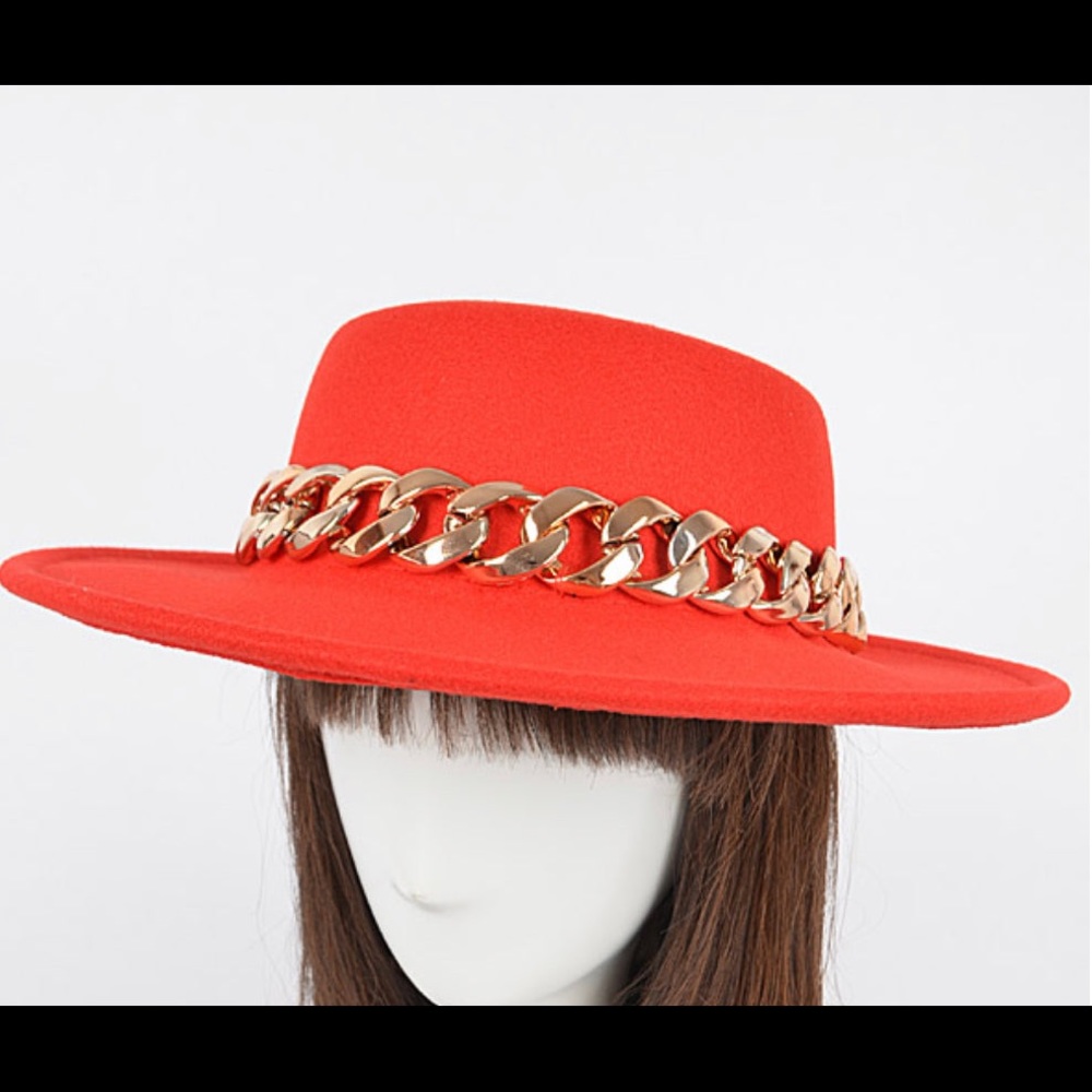 RED CHAIN FEDORA HAT